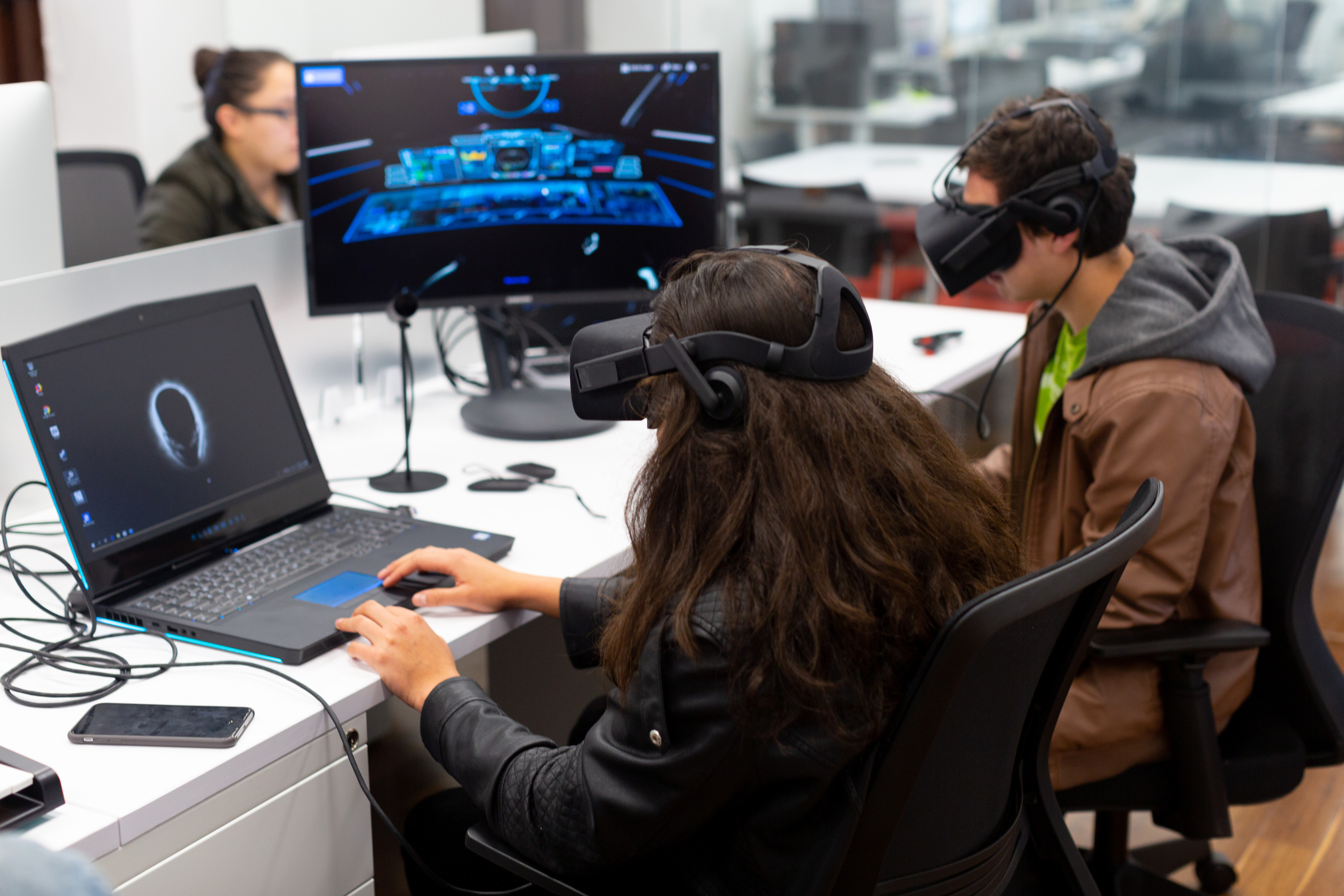Taller de realidad virtual del Pregrado en Narrativas Digitales de la Facultad de Artes y Humanidades de la Universidad de los Andes