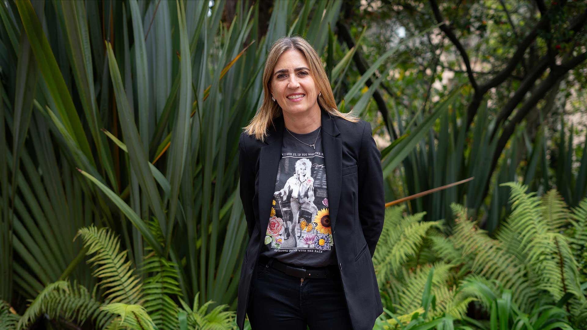 Verónica Uribe, profesora asociada del Departamento de Historia del arte ganó una residencia de investigación en el Instituto Nacional de Historia del Arte en Paris donde estará trabajando por un periodo de dos meses.