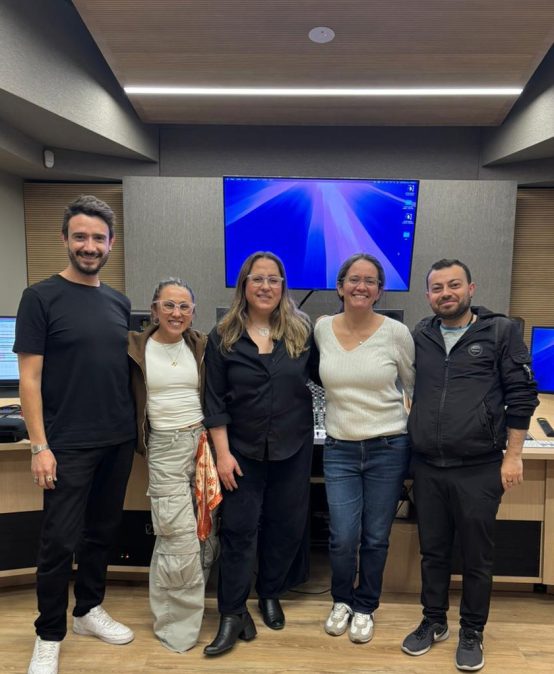 Flor de Lava presenta: El Velo Se Cayó, en colaboración Coro de Mujeres Uniandes